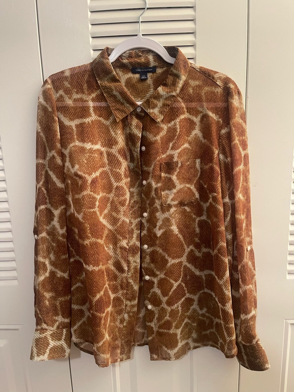 Tommy Hilfiger Giraffe Print with Rollup Sleeves